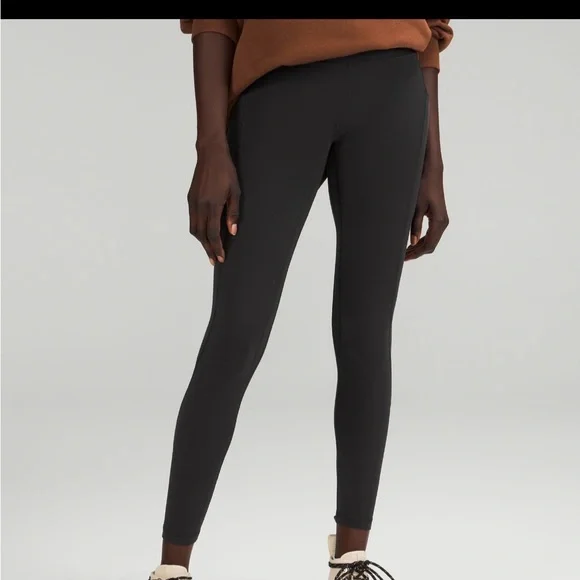 NWT Lululemon Align Leggings with Pockets 🍋 - Picture 3 of 10